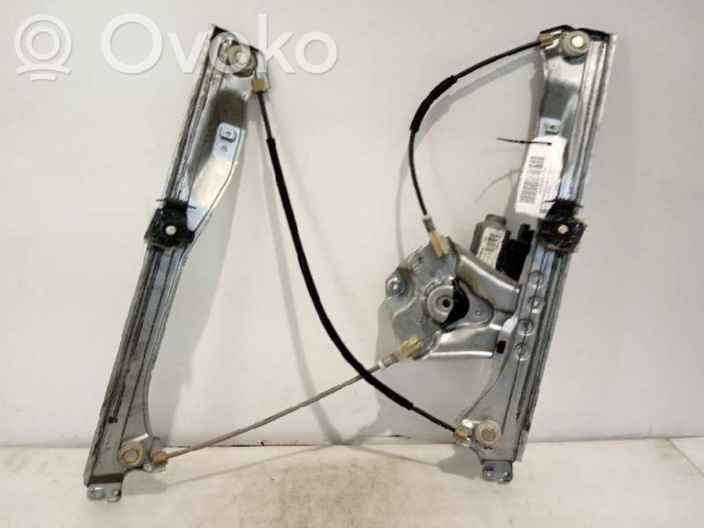 Renault Clio III Manualny podnośnik szyby drzwi przednich 