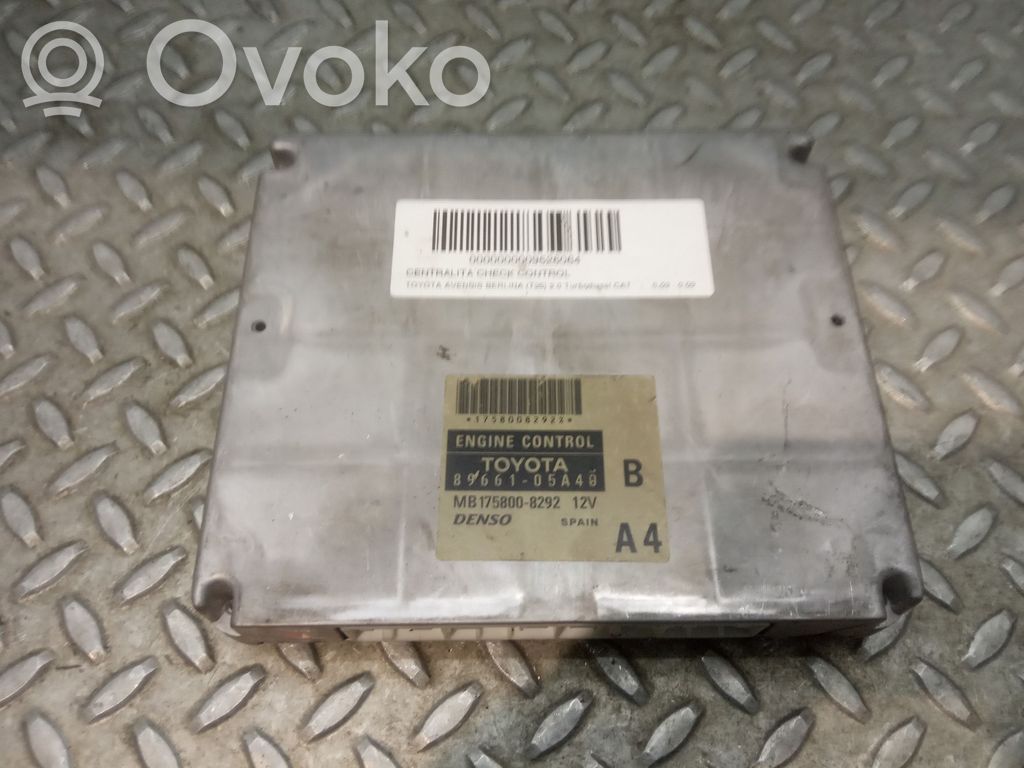 Toyota Avensis T250 Centralina/modulo chiusura centralizzata portiere 