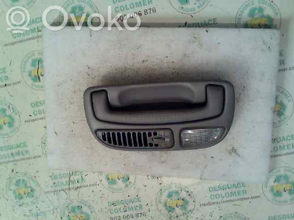 Asidero interior delantero