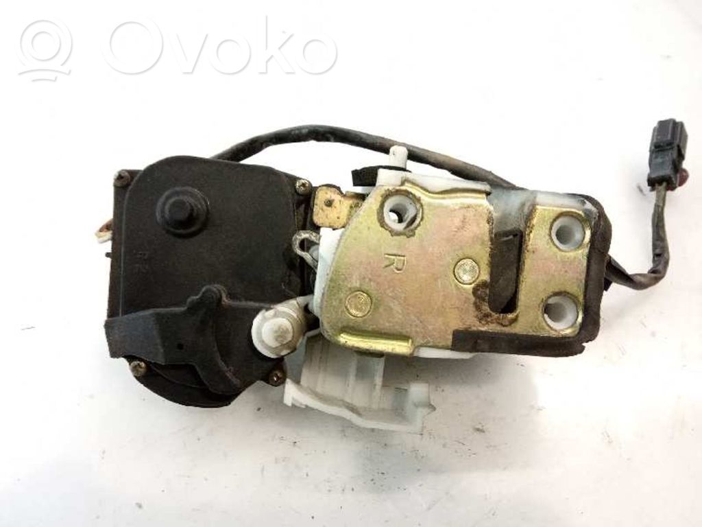 Rear door lock   2PINES