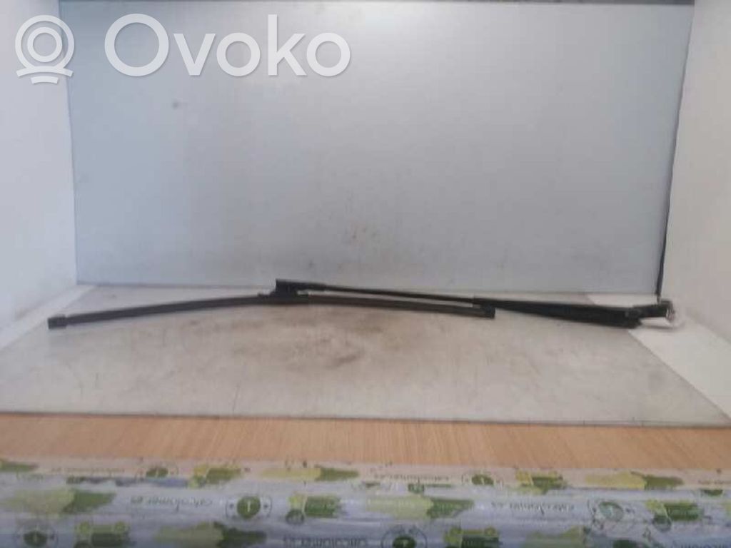 Peugeot 407 Wischerarm vorne 