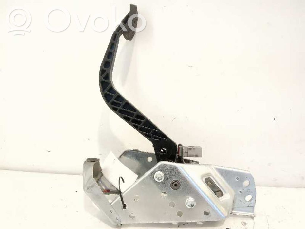 Opel Zafira B Pedal de embrague 