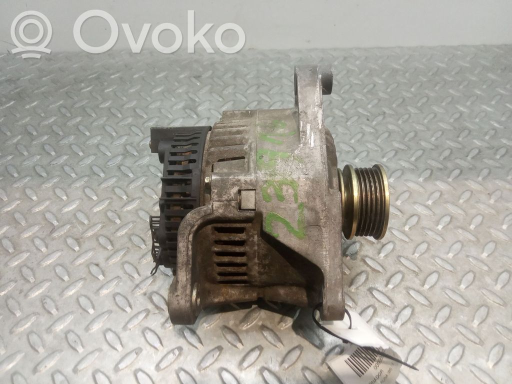 Audi A4 S4 B5 8D Ģenerators 