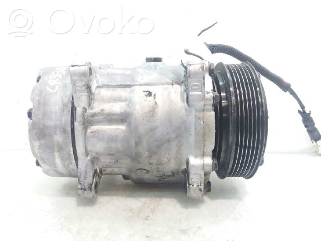 Compresor (bomba) del aire acondicionado (A/C))