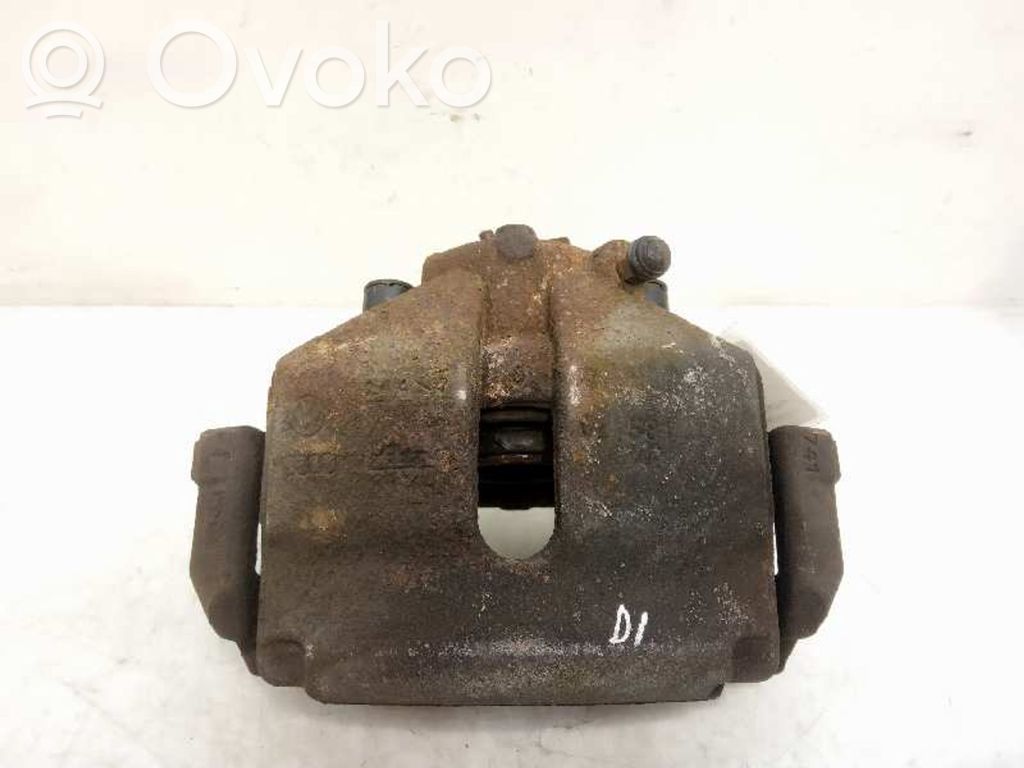 Caliper de freno delantero