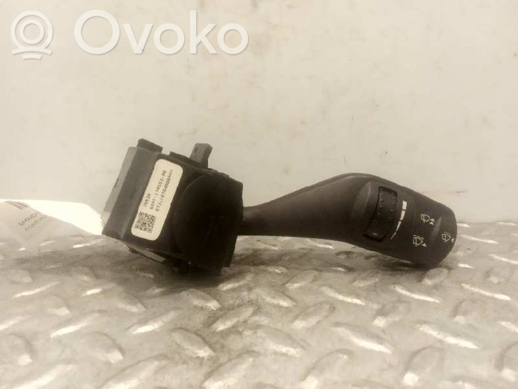 Pyyhkijän vipu   1834492,6G9T17A553AE