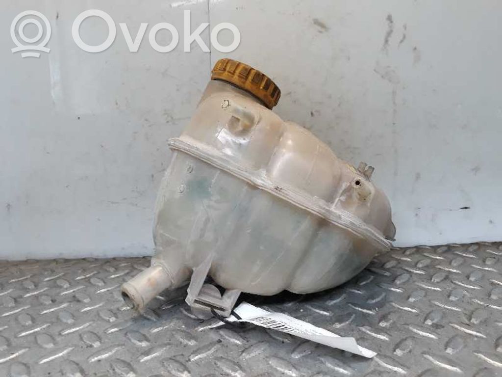 Depósito de expansión de combustible