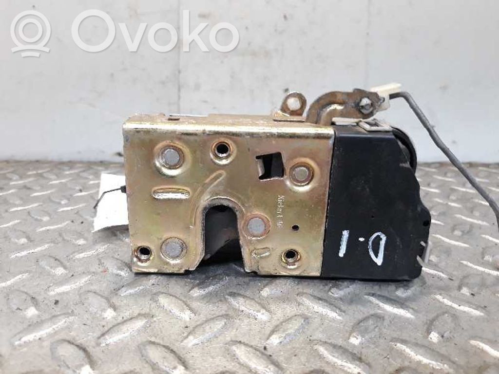 Etuoven lukko