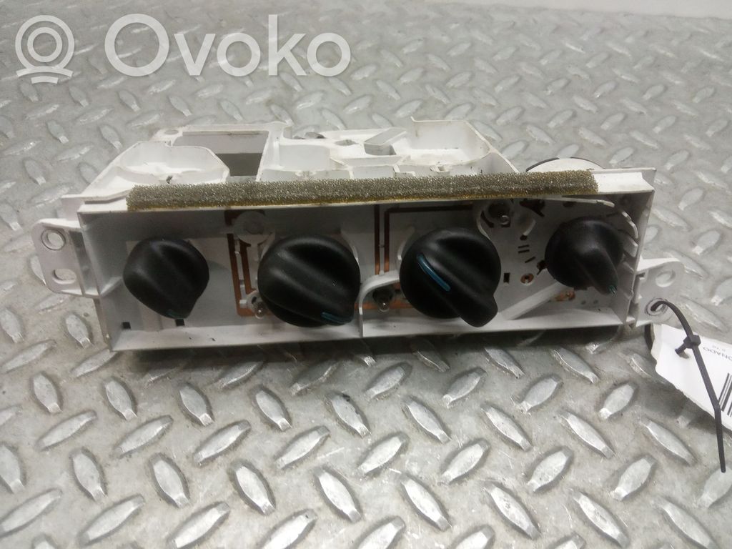 Chrysler PT Cruiser Air conditioner control unit module 