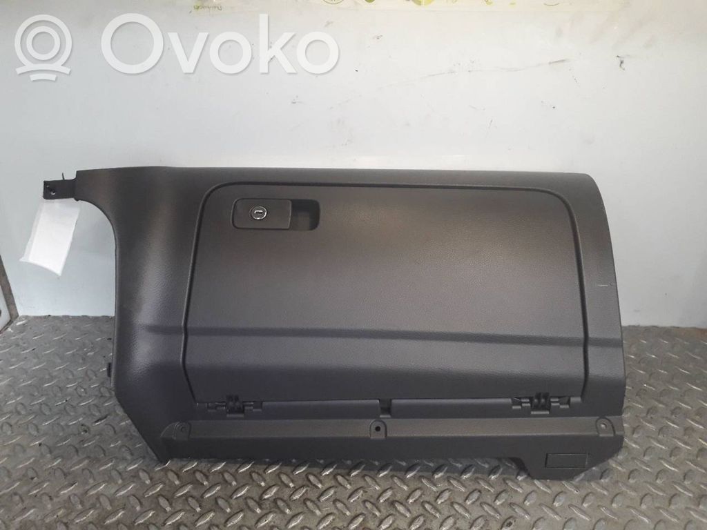 Volkswagen Jetta V Vano portaoggetti 