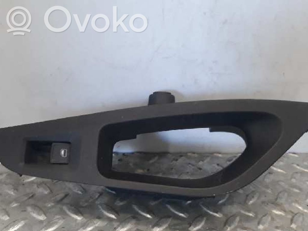 Seat Leon (5F) Electric window control switch 