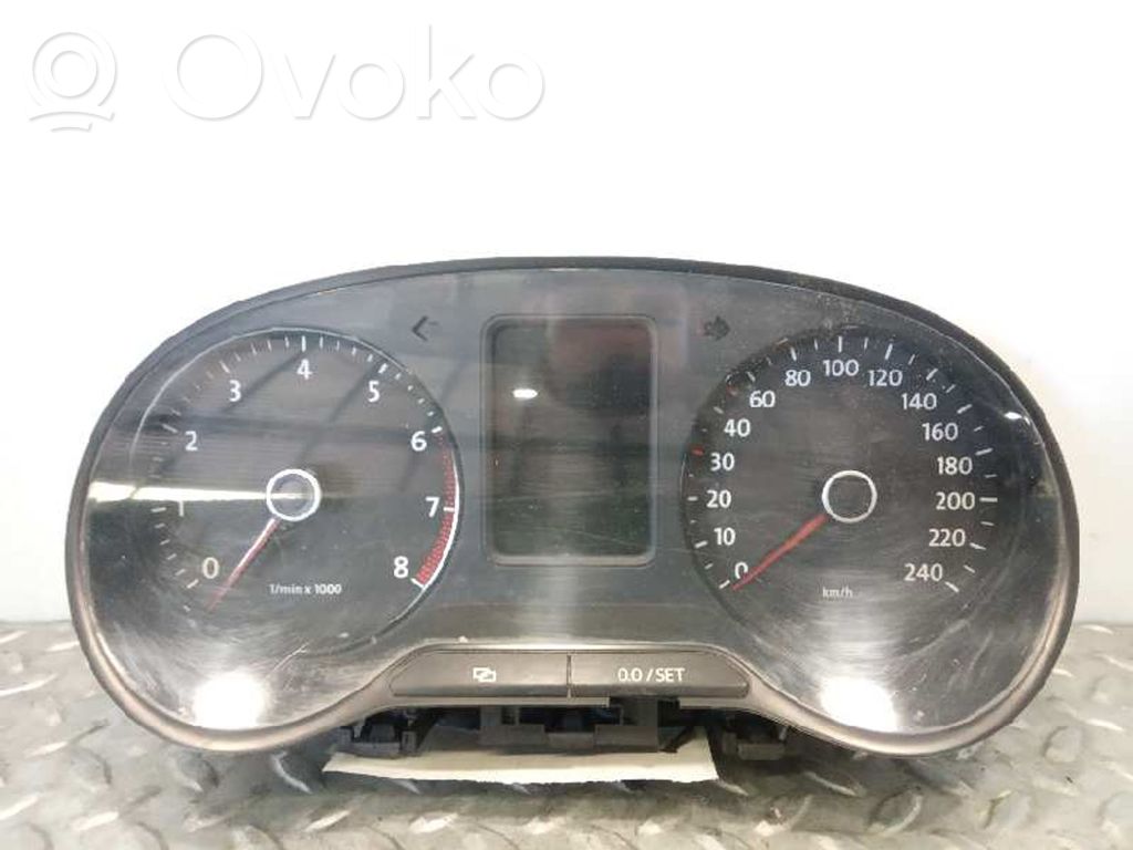 Volkswagen Polo V 6R Vitezometru (grup de instrumente) 
