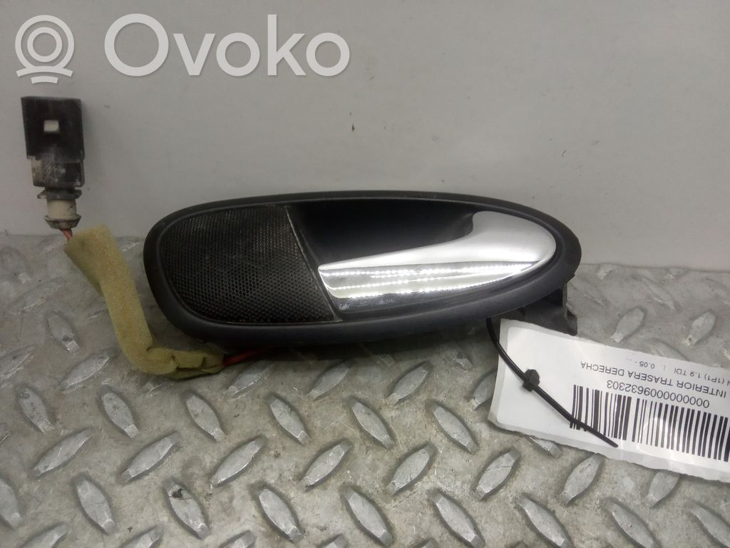 Seat Leon (1P) Manecilla interna puerta trasera 