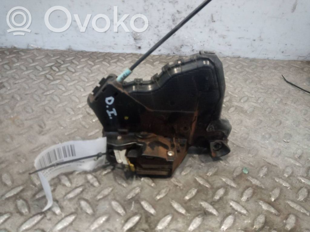 Toyota Urban Cruiser XP110 Front door lock 