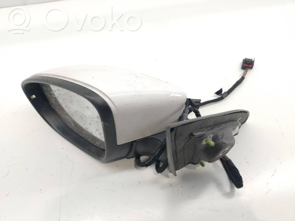 Elektryczne lusterko boczne drzwi przednich   1K8857501BE