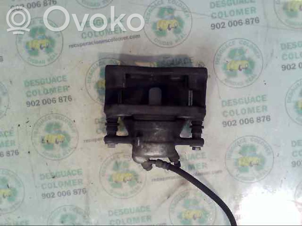 Caliper de freno delantero
