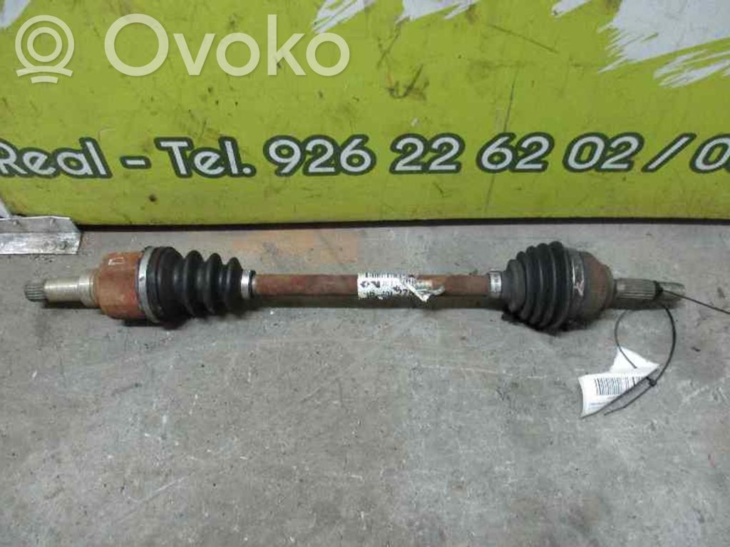 Etuvetoakseli