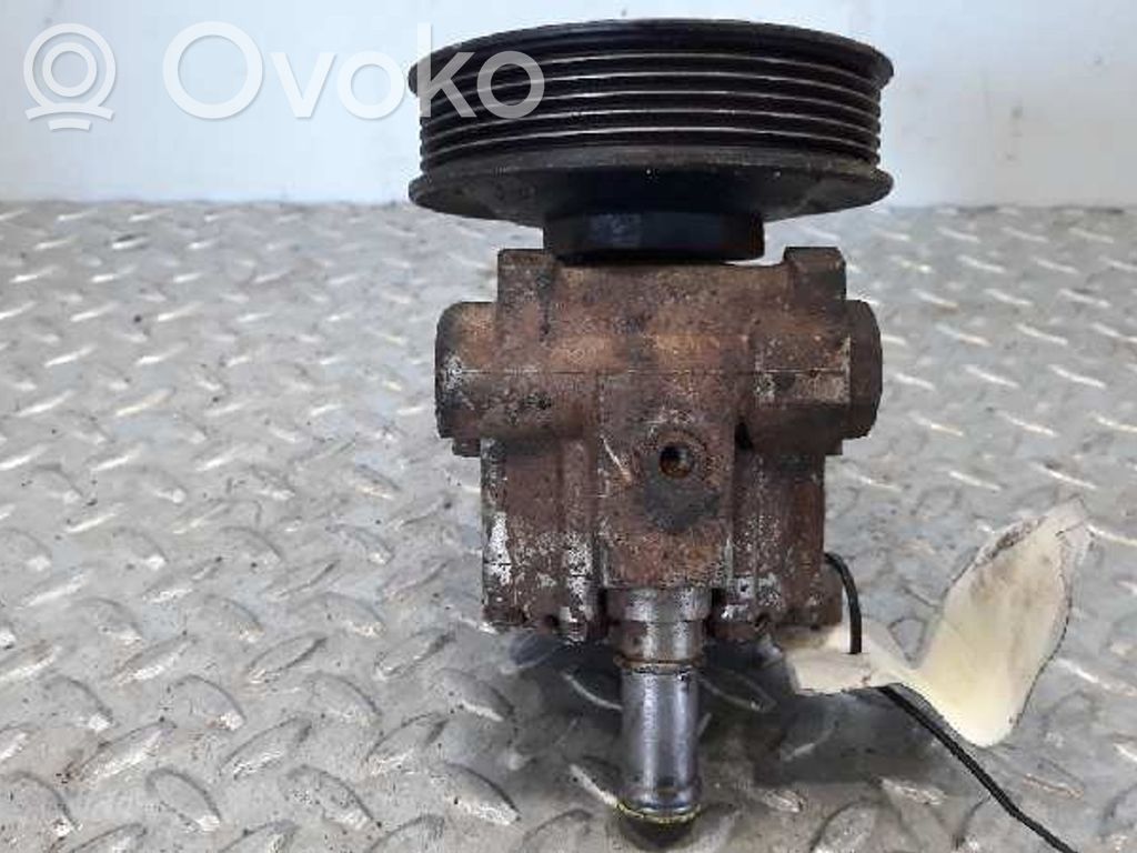 Volkswagen Polo III 6N 6N2 6NF Power steering pump 