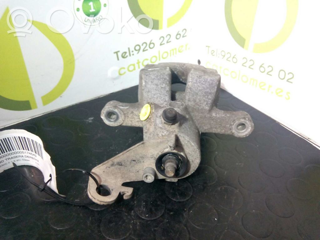 Mocowanie / Zacisk hamulca tylnego   7701208257