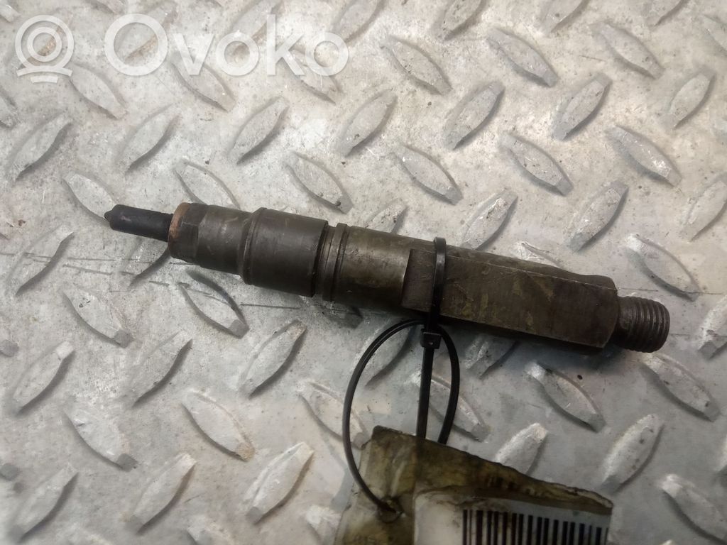 Inyector de combustible   0432193564,8200047509