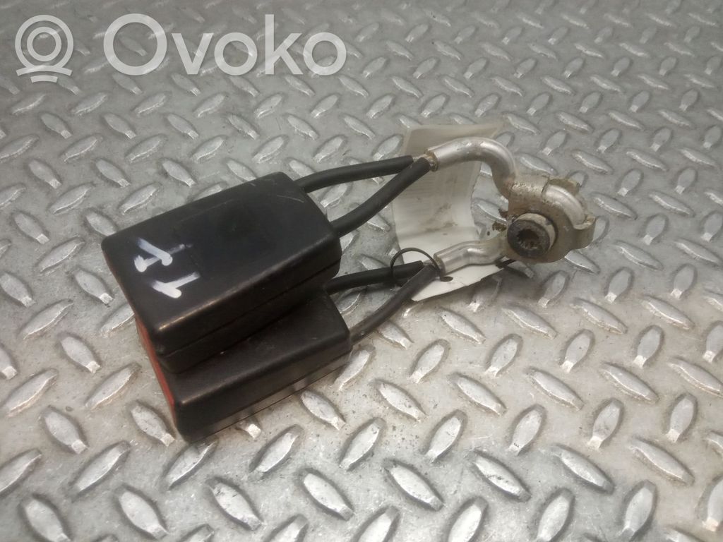 Skoda Fabia Mk2 (5J) Cinturón delantero 