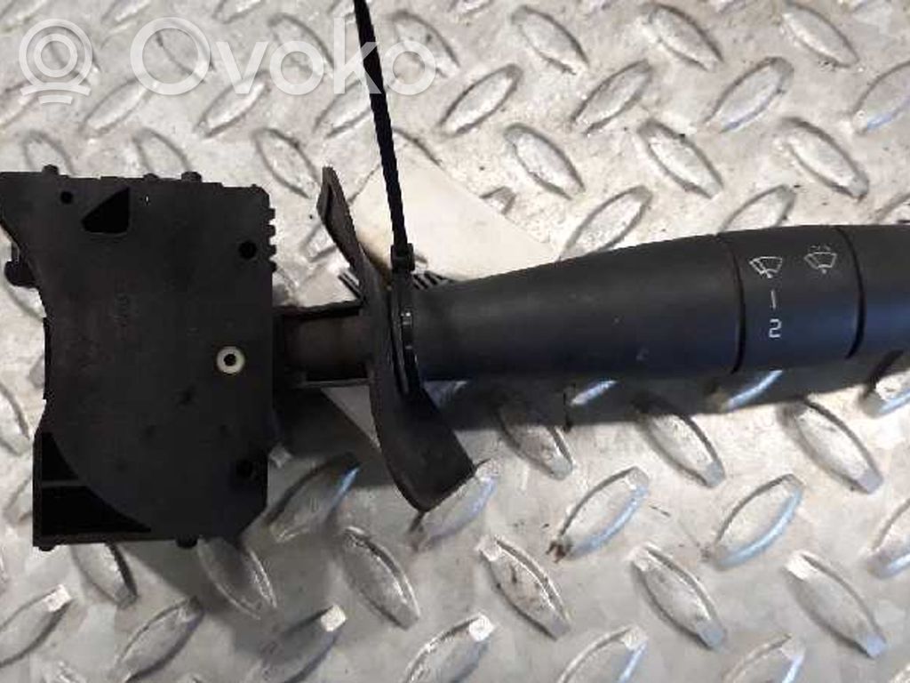 Renault Kangoo I Palanca de control del limpiaparabrisas 