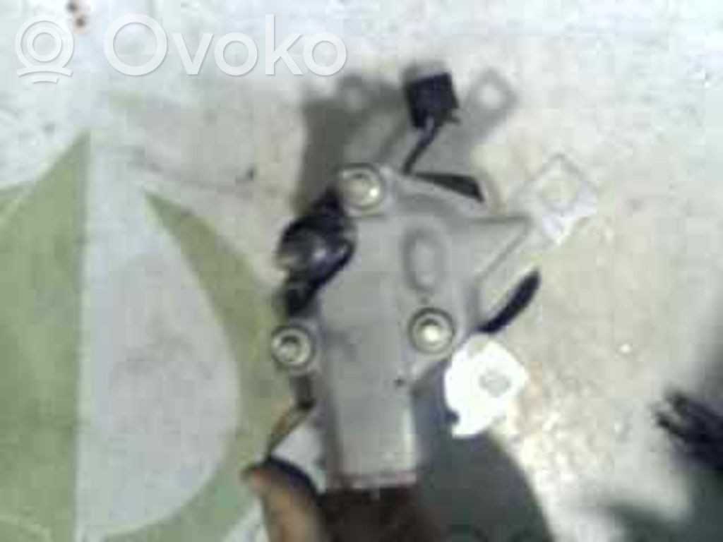 Peugeot 106 Wischermotor Heckscheibe 