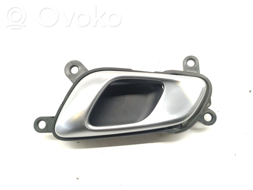 KIA Xceed Maniglia interna per portiera posteriore 