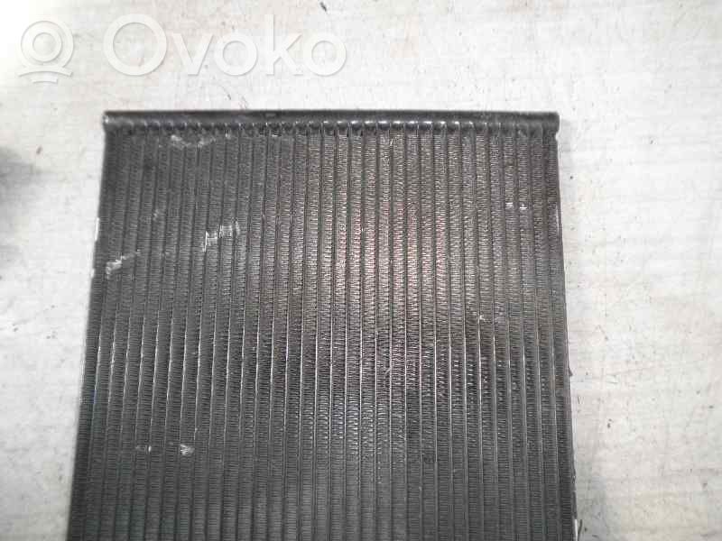 Radiateur condenseur de climatisation