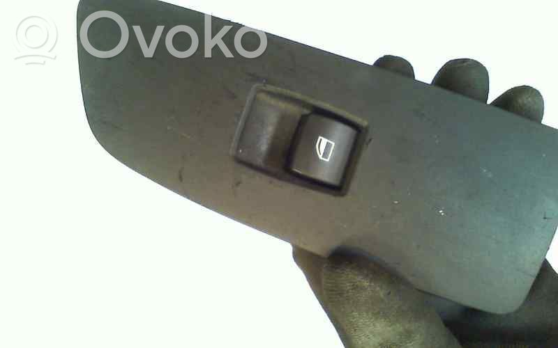 BMW 1 E81 E87 Electric window control switch 