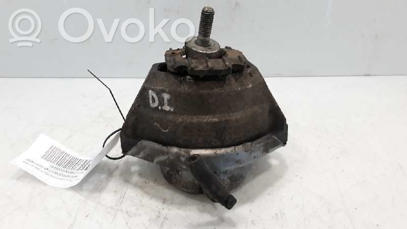 BMW 5 E60 E61 Engine mount bracket 