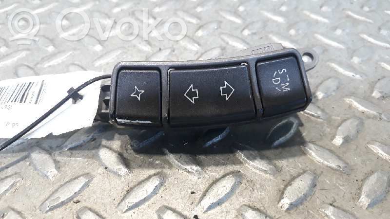 BMW 7 E65 E66 Boutons / interrupteurs volant 