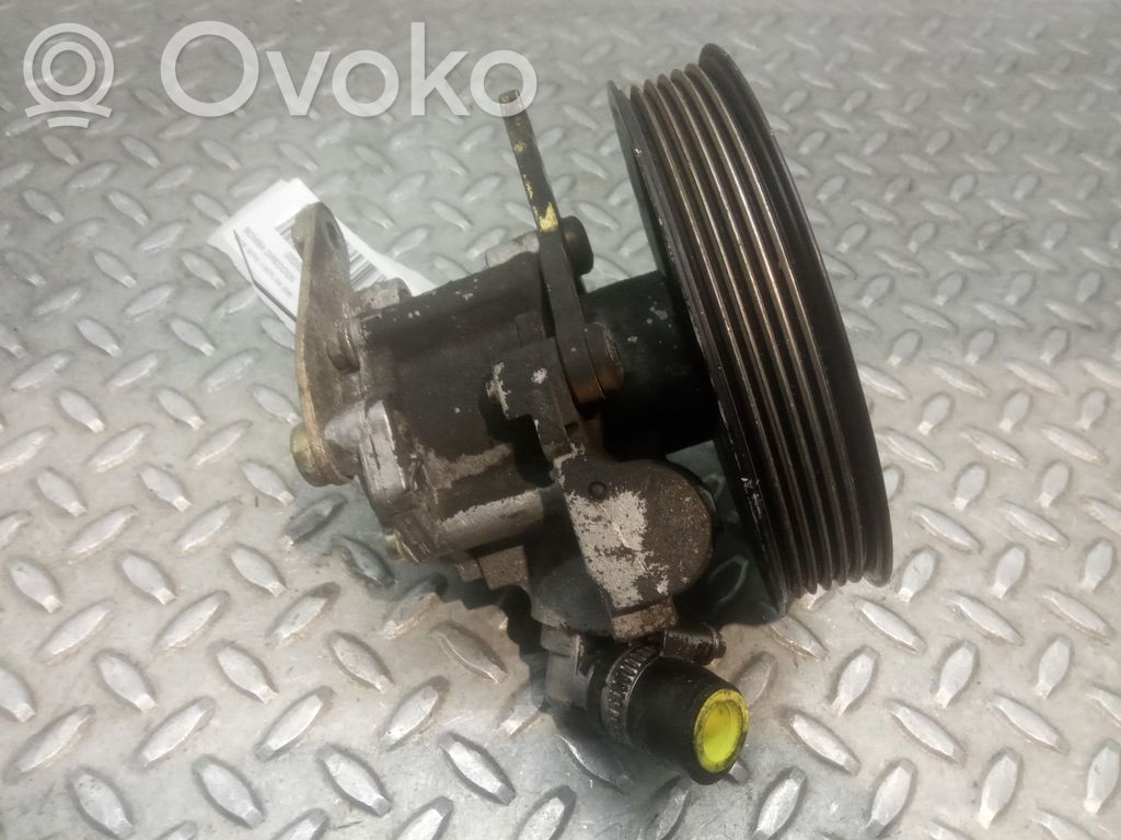 BMW 3 E30 Vairo stiprintuvo siurblys 