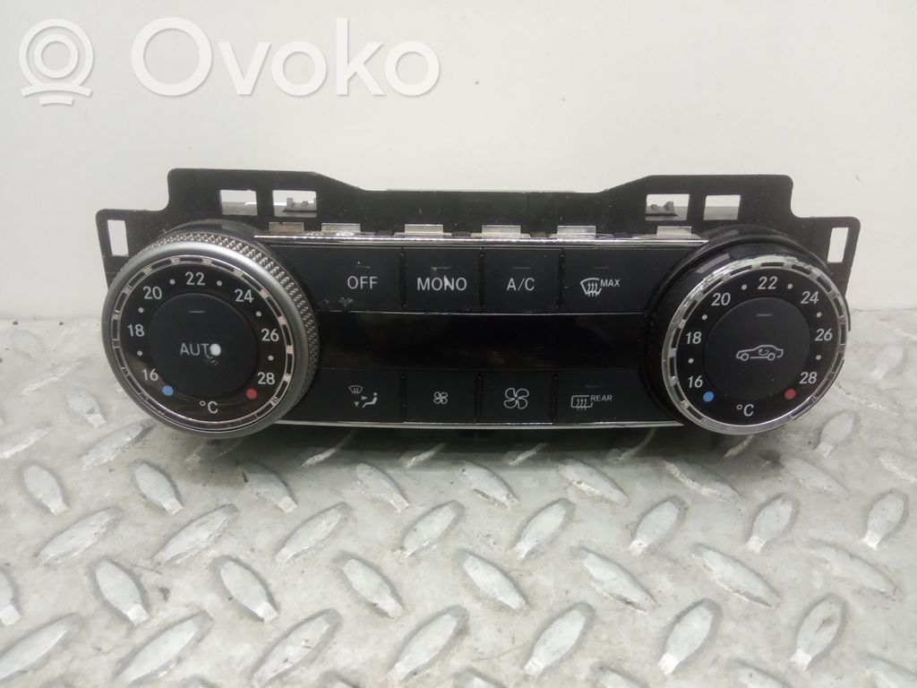 Mercedes-Benz C W203 Unitate control climatizare 