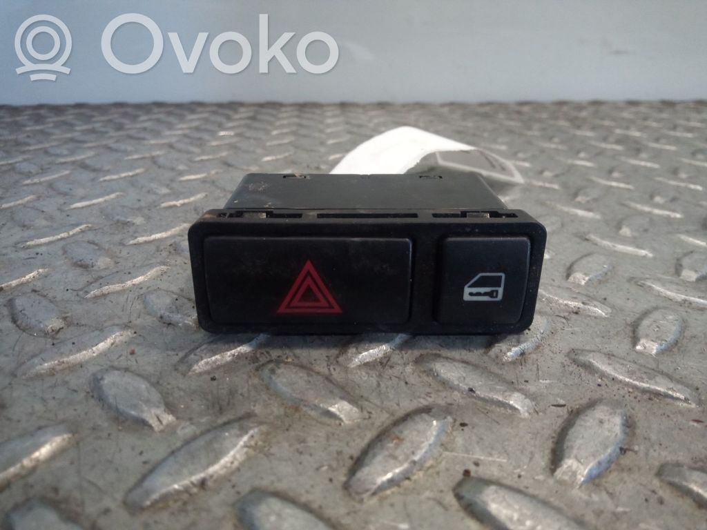 Botón interruptor de luz de peligro   61318368920
