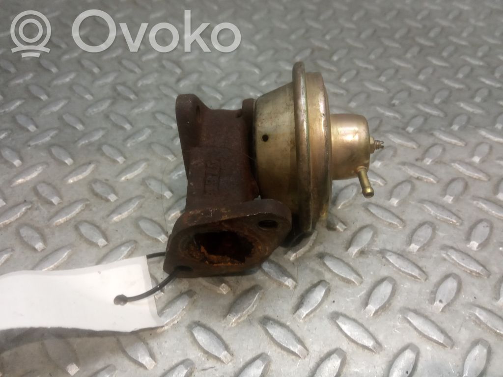 Nissan Terrano Zawór EGR 