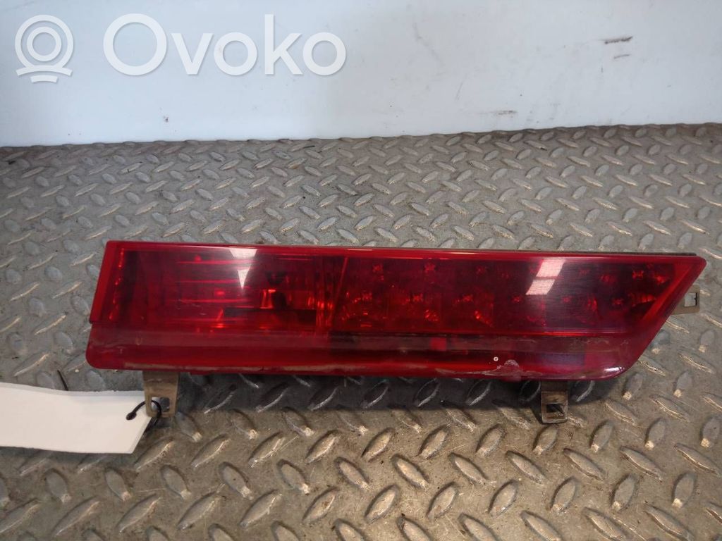 Lampy tylnej klapy bagażnika