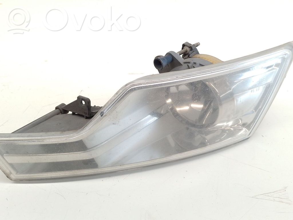 Citroen C5 Miglas lukturis priekšā 