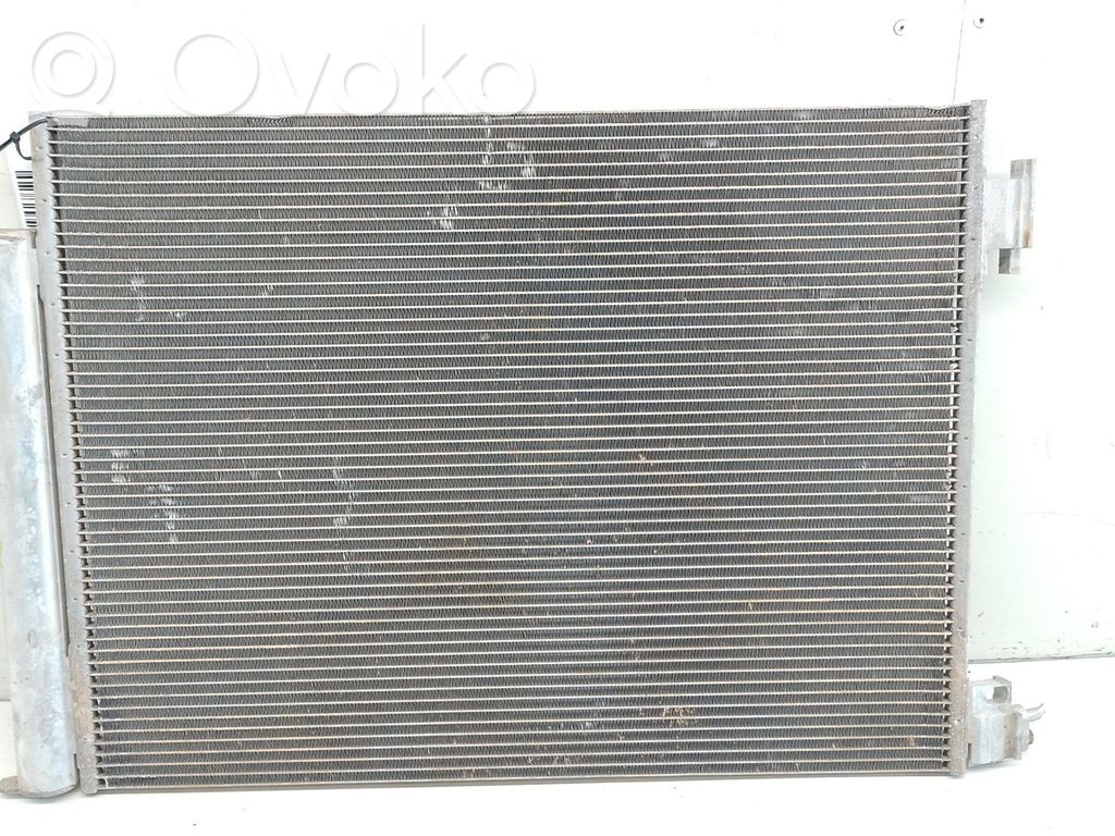 Renault Clio IV Radiator răcire A/C (condensor) 