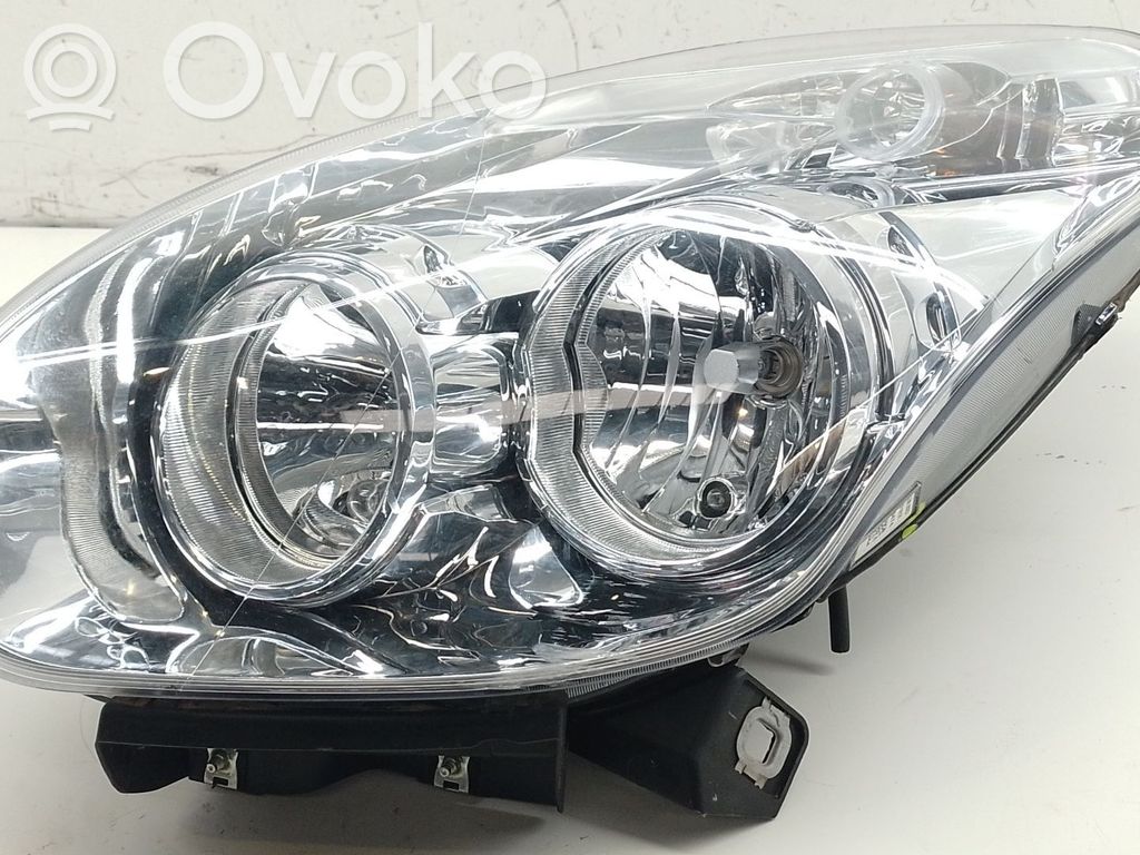 Opel Combo D Faro/fanale 