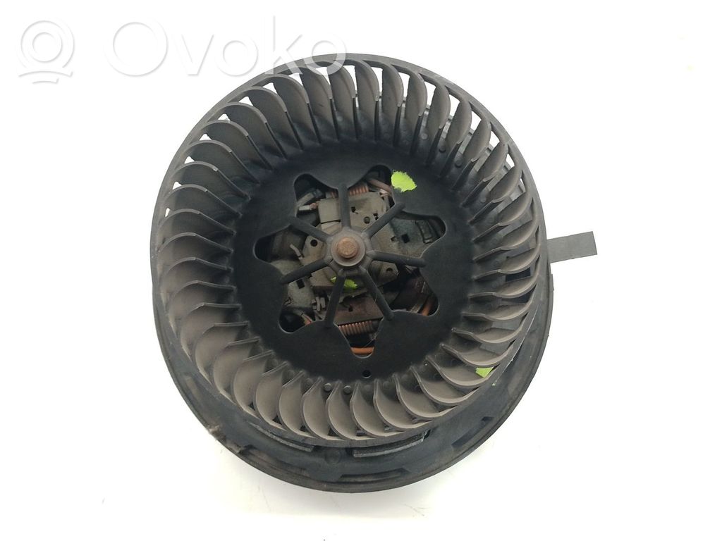 BMW 1 E81 E87 Mazā radiatora ventilators 
