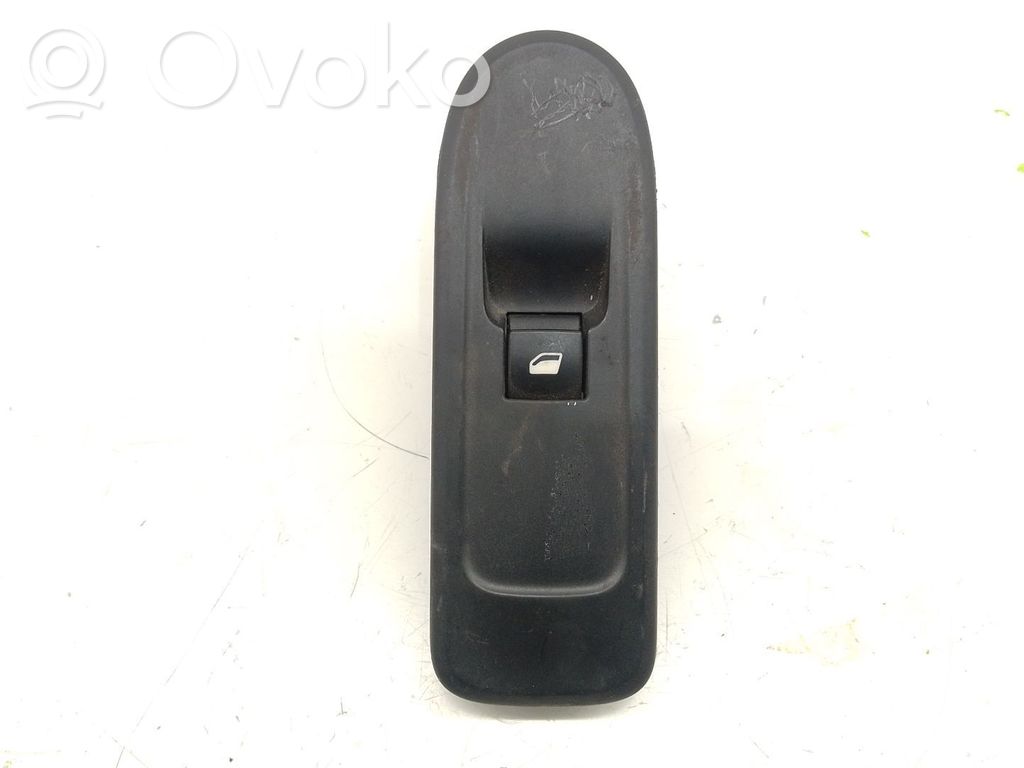 Citroen C3 Electric window control switch 