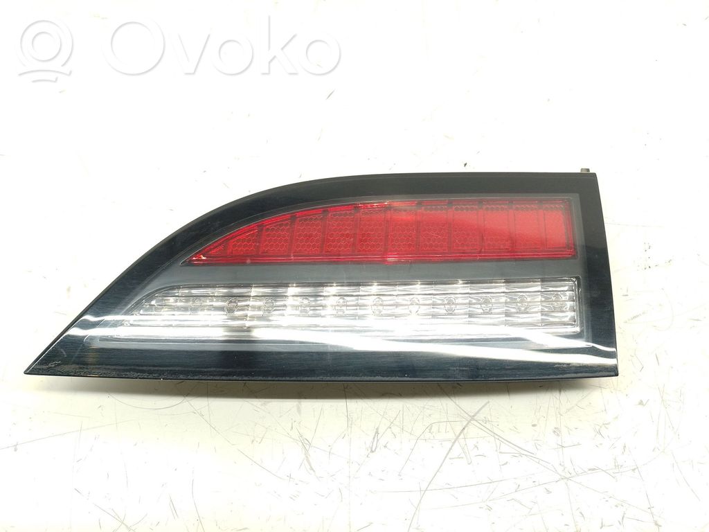 Opel Ampera Luces portón trasero/de freno 