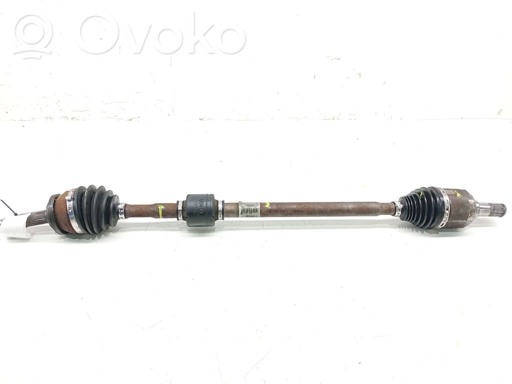KIA Stonic Etuvetoakseli 