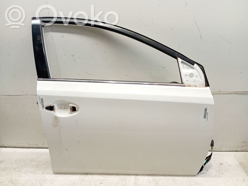 Toyota Auris E180 Ușă față 