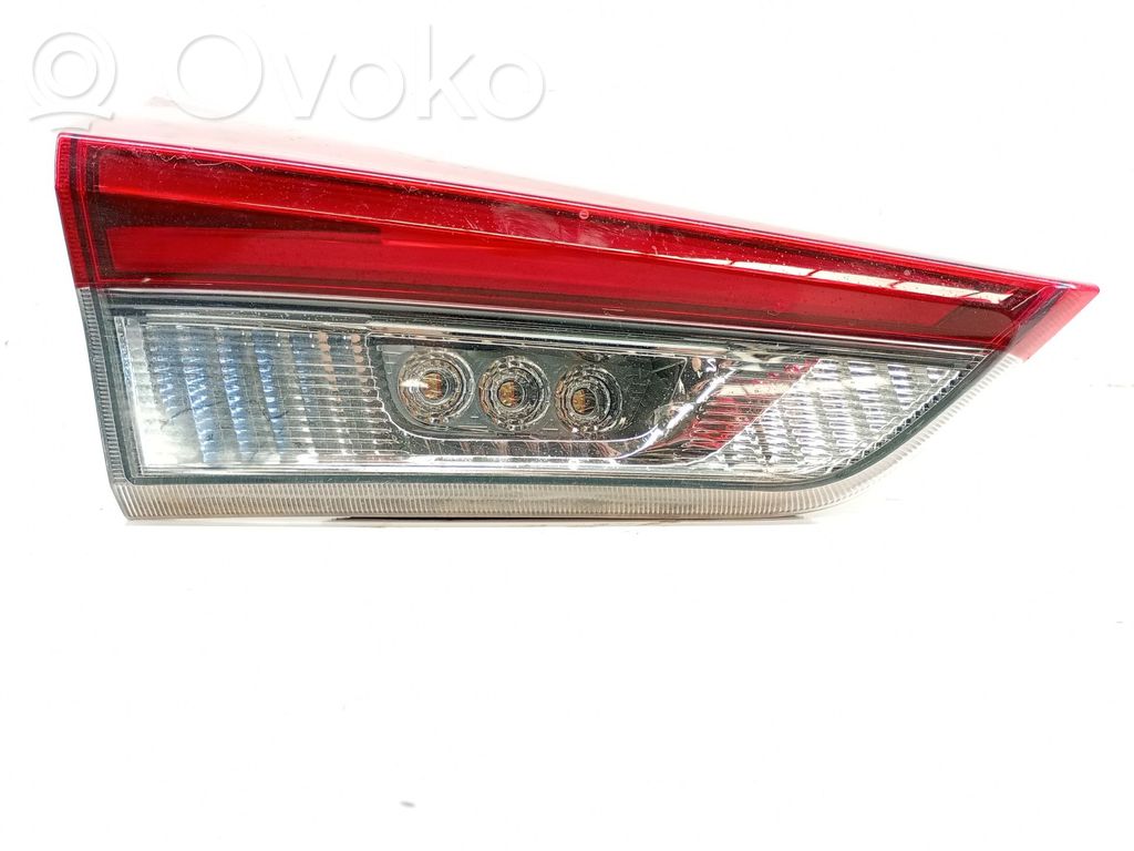 Toyota Auris E180 Luci posteriori 