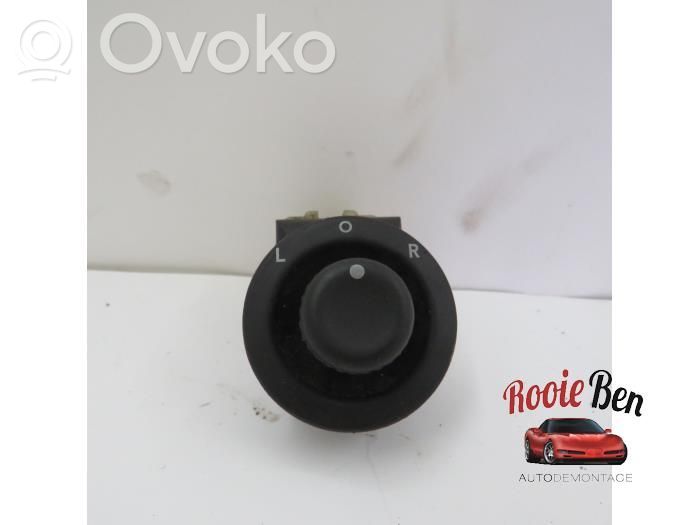 Wing mirror switch   5604069AAD