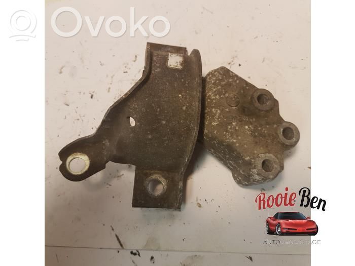 Engine mount bracket   46800409