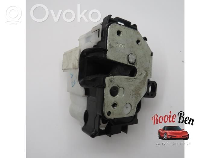 Fiat 500 Etuoven lukko 
