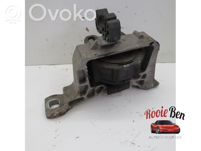 Engine mount bracket   326B40,307396